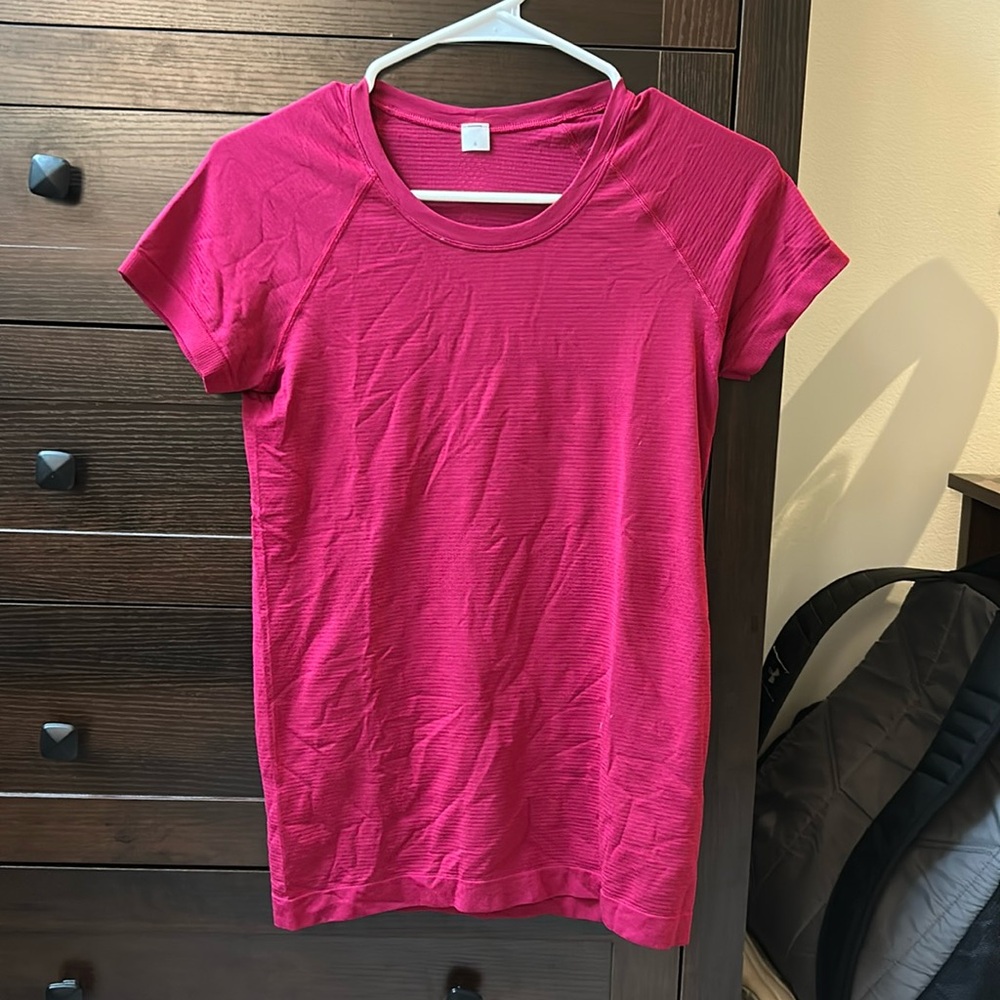 lululemon Swiftly Tech Short-Sleeve Shirt Hip Length